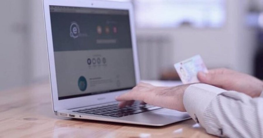 Ofrimi i shërbimeve online, raporti: Institucionet, vonesa në kërkesat e përditësimeve 